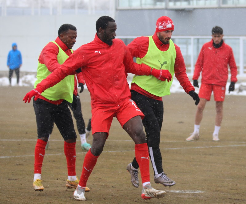 Sivasspor, Gaziantep FK maçı hazırlıklarını tamamladı