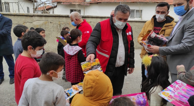 Çubuk Belediye Başkanı Demirbaş, Türk Kızılayı Aşevi’ni ziyaret etti