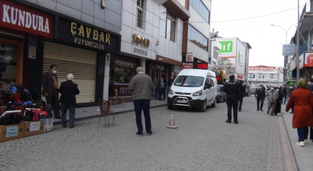 Konya’da silahlı saldırıya uğrayan kuyumcu yaralandı