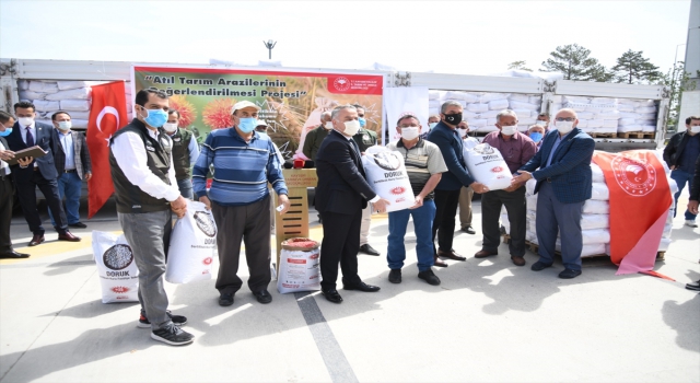 Kayseri’de çiftçiye 50 ton sertifikalı yerli kuru fasulye tohumu dağıtıldı 