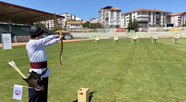 Kırşehir’de okçuluk turnuvası tamamlandı