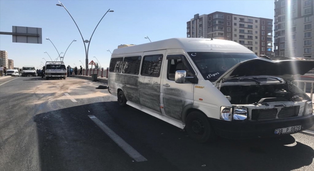 Kayseri’de zincirleme trafik kazasında 8 kişi yaralandı