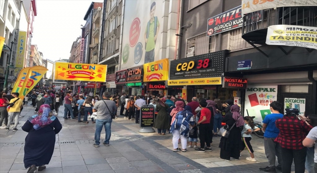 Kayseri’de okul alışverişi yoğunluğu 