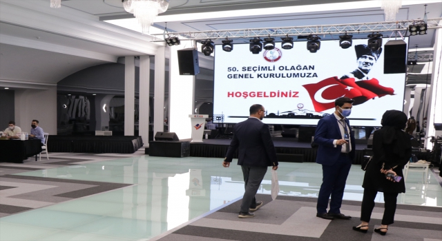 Kayseri Eczacılar Odası Başkanı Uğur Nuri Akın güven tazeledi