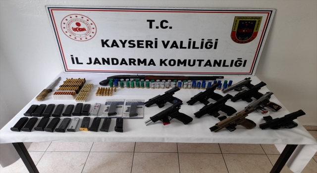 Kayseri’de silah ticareti yapanlara yönelik operasyonda 9 zanlı yakalandı