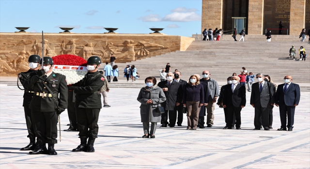 İkinci Cumhurbaşkanı İsmet İnönü mezarı başında anıldı