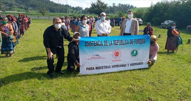 TİKA Guatemala’da ihtiyaç sahibi ailelere gıda ve hijyen paketi dağıttı