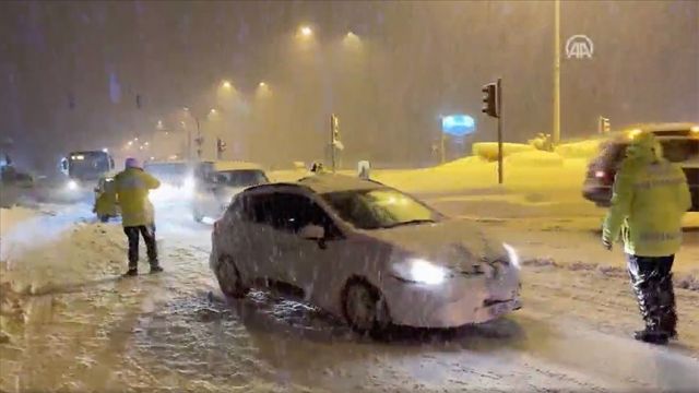 Vali duyurdu: Ankara İstanbul yolu kapandı