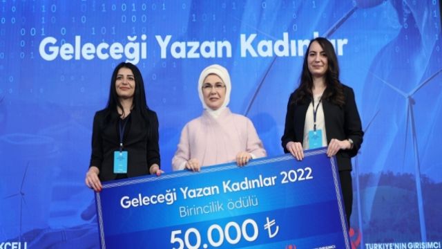 "Geleceği Yazan Kadınlar İklim Fikir Maratonu" ödülleri sahiplerini buldu