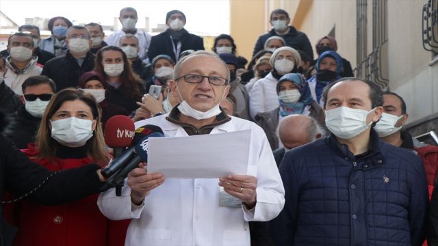 Kayseri'deki aile hekimlerinden sağlıkta şiddet yasası talebi