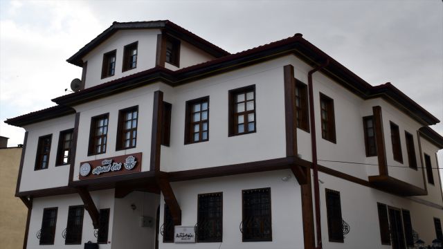 Masal evine dönüştürülen tarihi konak, kültürel mirası yeni nesil ile tanıştırıyor