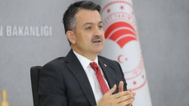 Tarım Bakanı Bekir Pakdemirli istifa etti