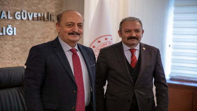 Uzman Çavuşların Sözleşme Sorunlarına Yeni Düzen Geliyor!