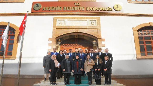 Akşehir Belediyesi'nde 16 memur işe başladı