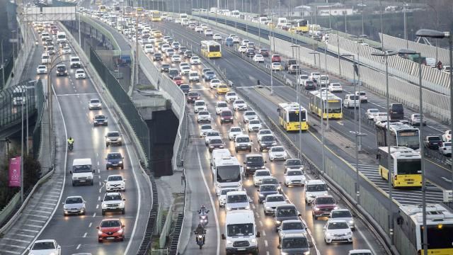 İstanbul'da pazar günü bu yollar kapalı! Sınava katılacaklara uyarı yapıldı İşte O Yollar!