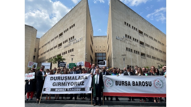 Avukat Servet Bakırtaş'ın öldürülmesi üzerine Bursa'da protesto edildi