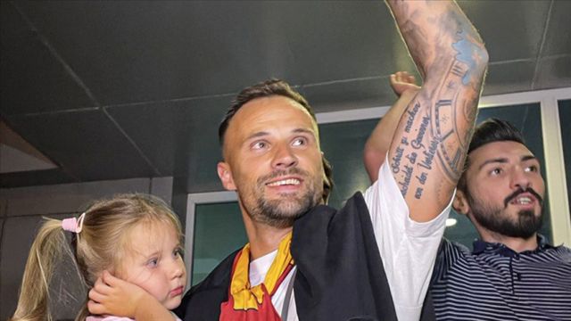 Haris Seferovic, Galatasaray için İstanbul'da