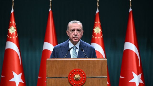 Cumhurbaşkanı Erdoğan: Deprem bölgesinde OHAL ilan edildi...