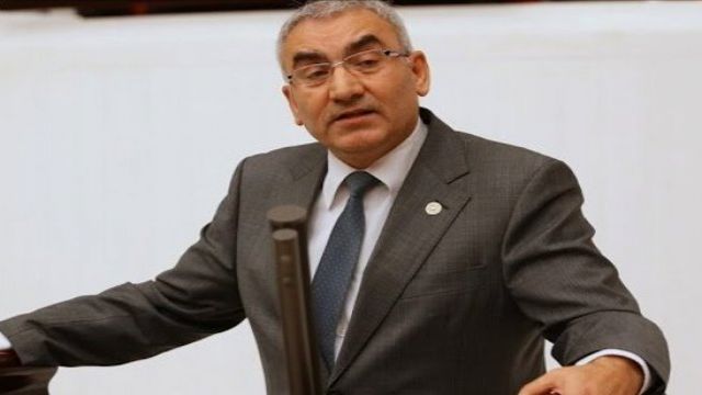 İYİ Parti Ankara Milletvekili Ayhan Altıntaş istifa etti