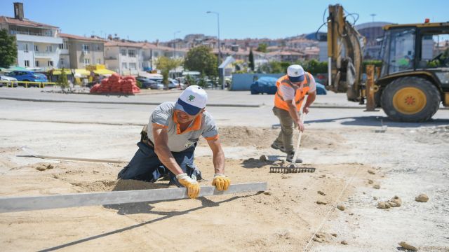 Mamak Belediyesi Bozulan ve Yıpranan Kaldırımları Yeniledi